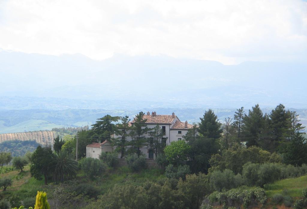 Agriturismo Miracco Atanasio Franco "Il Maniero" Santa Sofia d'Epiro エクステリア 写真