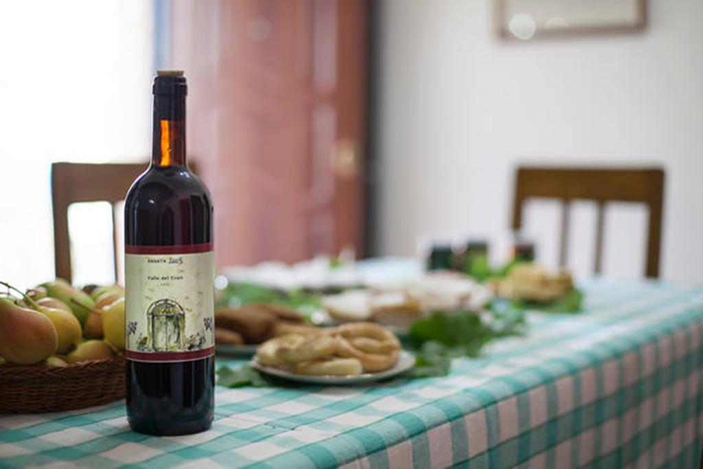 Agriturismo Miracco Atanasio Franco "Il Maniero" Santa Sofia d'Epiro エクステリア 写真