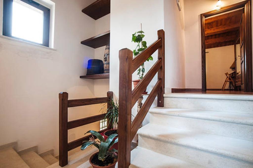 Agriturismo Miracco Atanasio Franco "Il Maniero" Santa Sofia d'Epiro エクステリア 写真